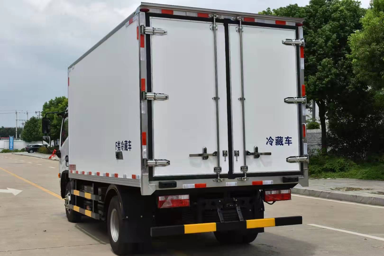 東風福瑞卡混動PHEV冷藏車